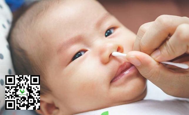 Trẻ Sơ Sinh Thường Bị Nghẹt Mũi