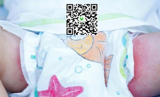 Trẻ sơ sinh sử dụng tã ướt lâu